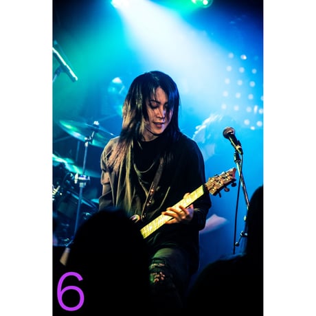 LIVE PHOTO