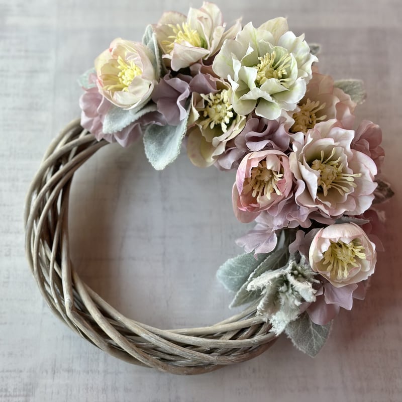 sold ☆森のリスさんリース☆アーティフィシャルフラワー　24cm×25cm sold ☆森のリスさんリース☆アーティフィシャルフラワー 24cm×25cm