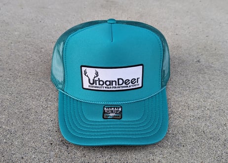 URBAN DEER Trucker Cap