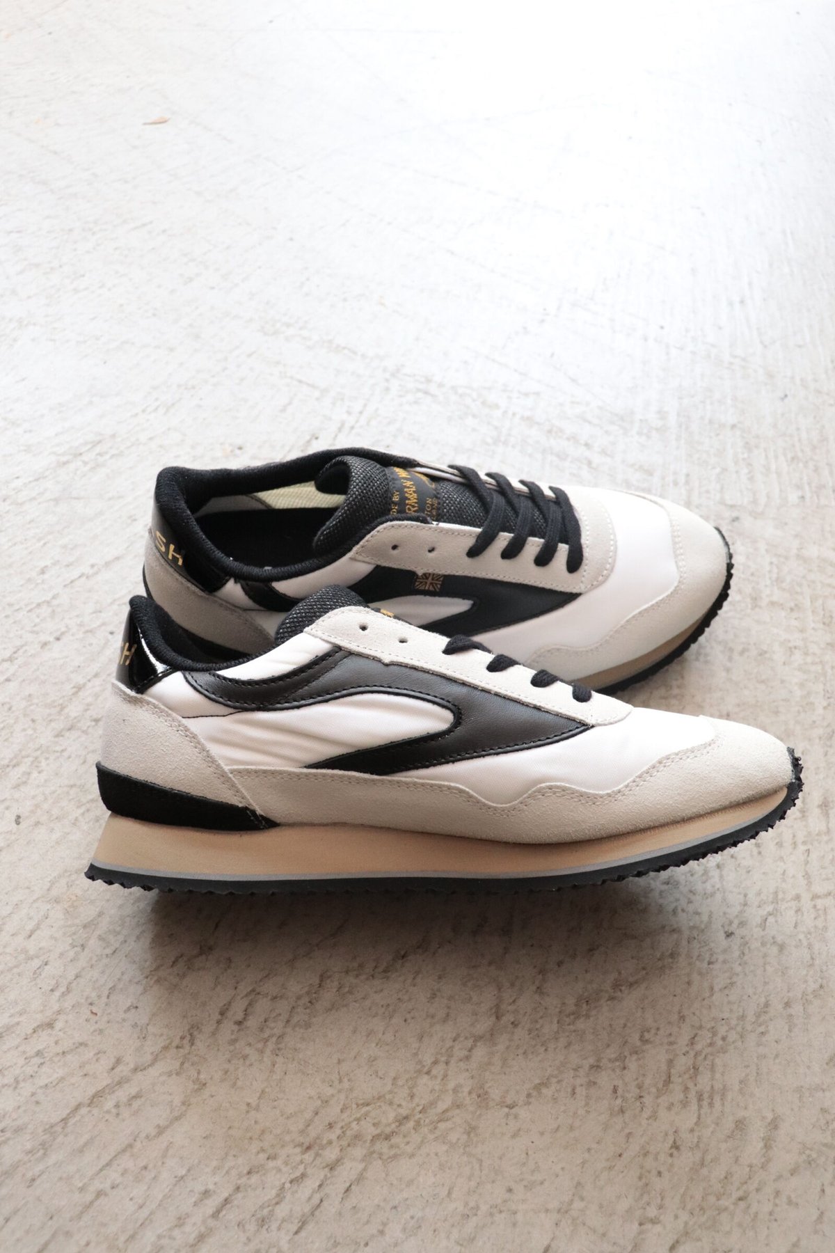 未使用　新品　walsh 英国製 ENSIGN BLUE スニーカー　UK8 ウォルッシュ スニーカー 靴 メンズ WALSH ENSIGN SNEAKERS