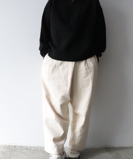 Vegetable Dyeing フロントタックパンツ     [Véritécoeur]