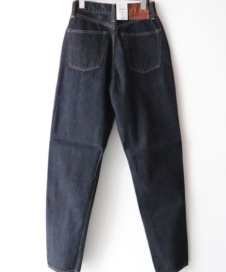 LUCY   HIGH WAIST TAPERED JEANS   - ONE WASH -     [LENO]