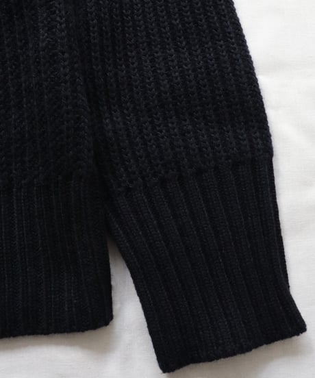 Super Comeback Lamb's Wool Letter Cardigan     [Robes&Confections]