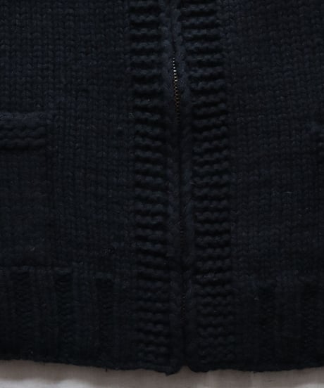 HAND KNITTED ZIP CARDIGAN     [LENO]