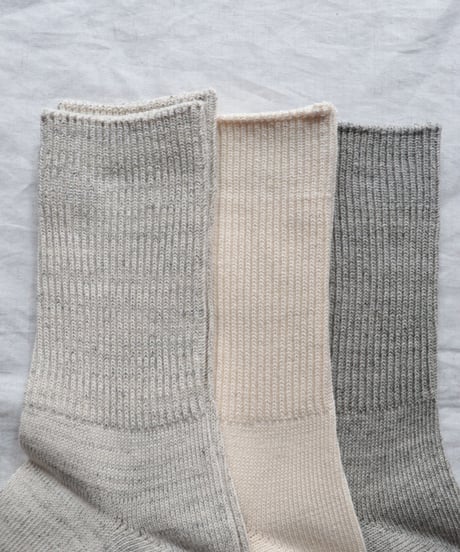 ORGANIC DAIRY 3PACK RIBBED CREW SOCKS     [ROTOTO]
