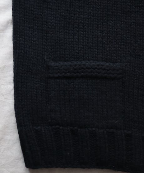 HAND KNITTED ZIP CARDIGAN     [LENO]