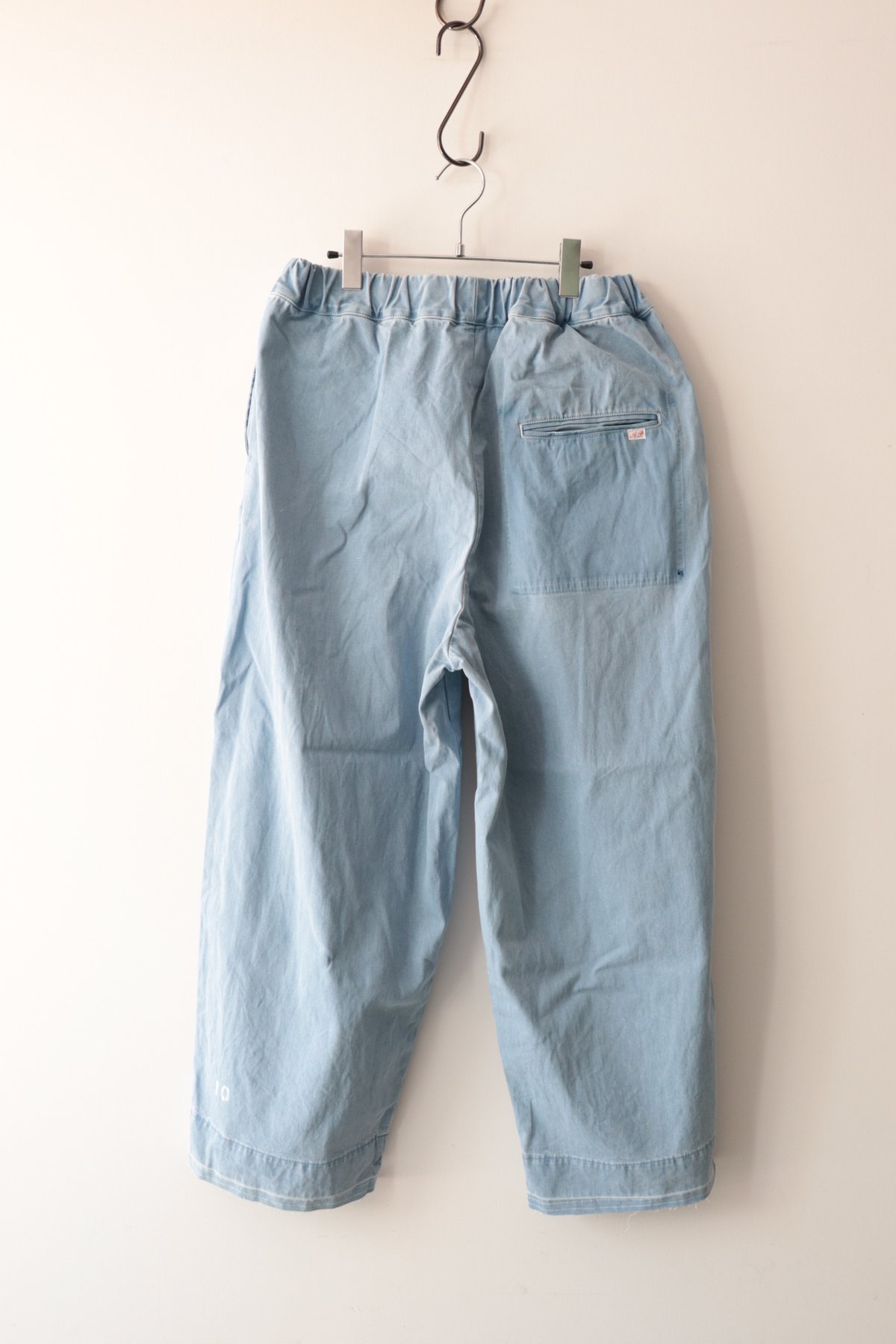 新品ARTE POVERA デニムダメージ加工２タックイージーパンツXS 10yearsダメージ加工 2タックイージーPT [ARTEPOVERA] | NowN