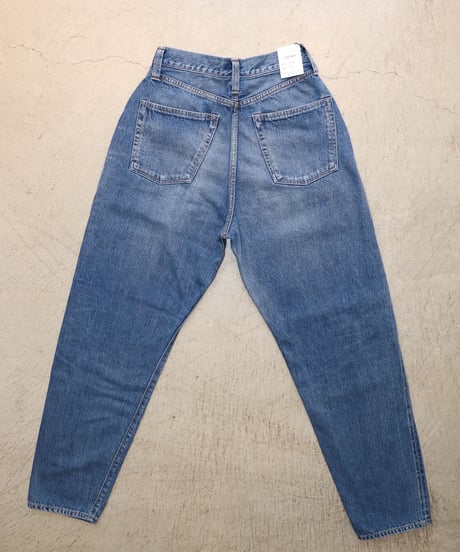 LUCY - High Waist Tapered Jeans   "FADE INDIGO" -   [LENO]