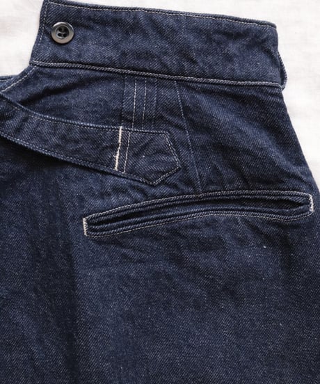 BUCKLE BACK TROUSERS     [LENO]
