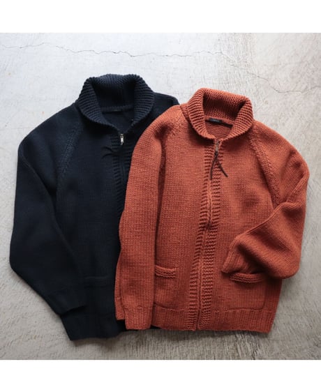 HAND KNITTED ZIP CARDIGAN     [LENO]