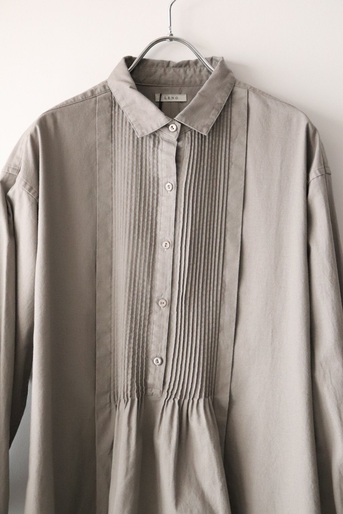 PIN TUCK BLOUSE [LENO] | NowN