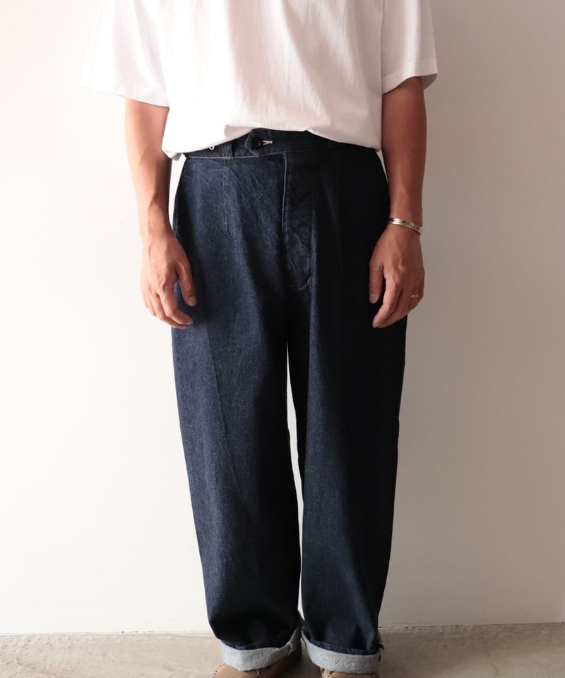 BUCKLE BACK TROUSERS [LENO] | NowN