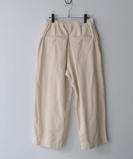Vegetable Dyeing フロントタックパンツ     [Véritécoeur]