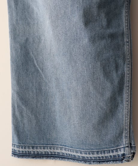 12OZ デニム ２タックワイドダメージ加工     [ARTEPOVERA]