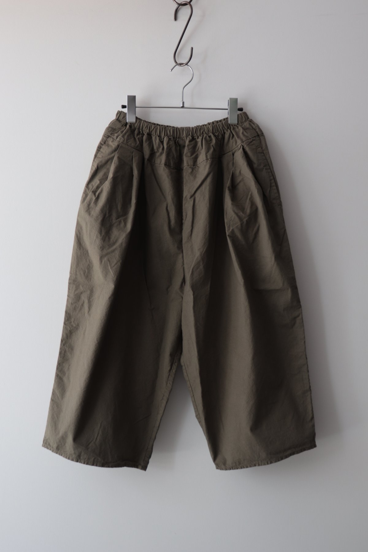 Véritécœur パンツ 切替ギャザーパンツ [Véritécoeur] | NowN