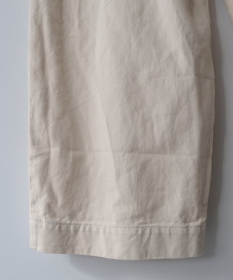 Vegetable Dyeing フロントタックパンツ     [Véritécoeur]