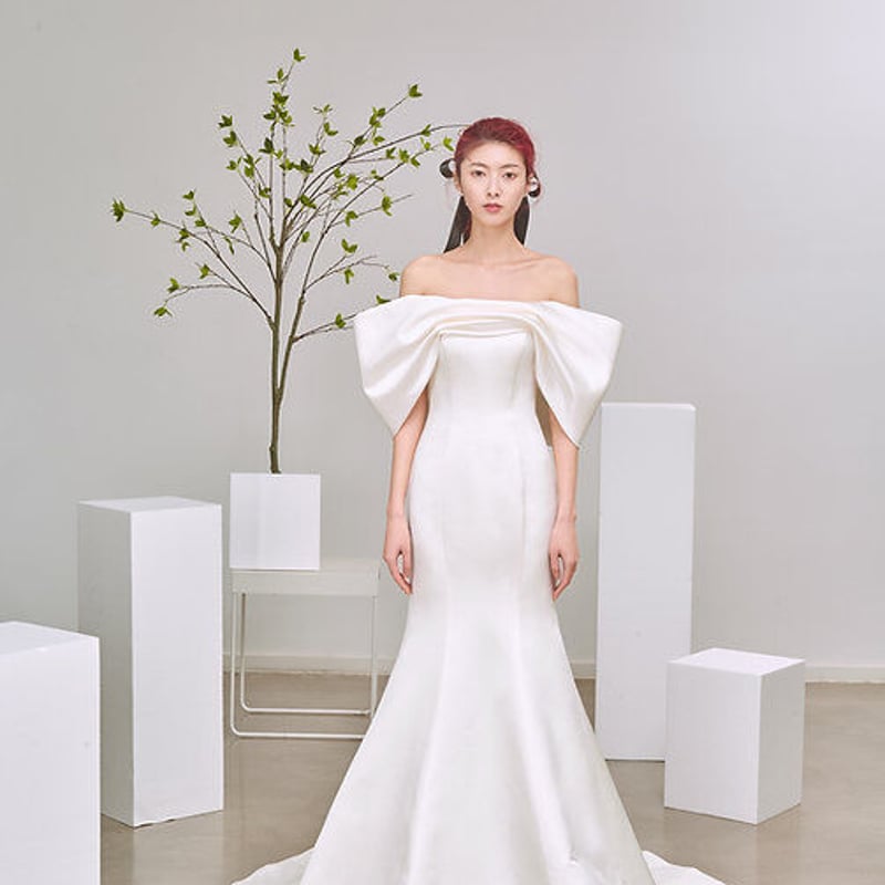 パーティードレス ふっくら柔らかなバックリボン オフショルダー 光沢  