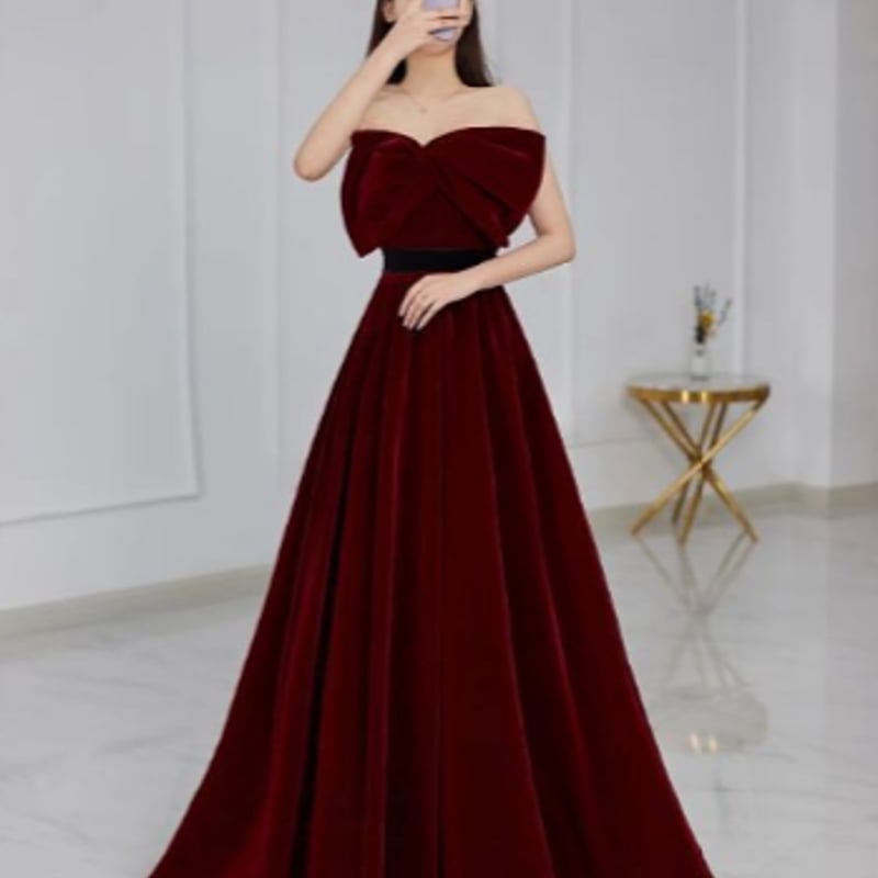 JEWELS ワインレッド オフショルダードレス JEWELS ワインレッド オフショルダードレス