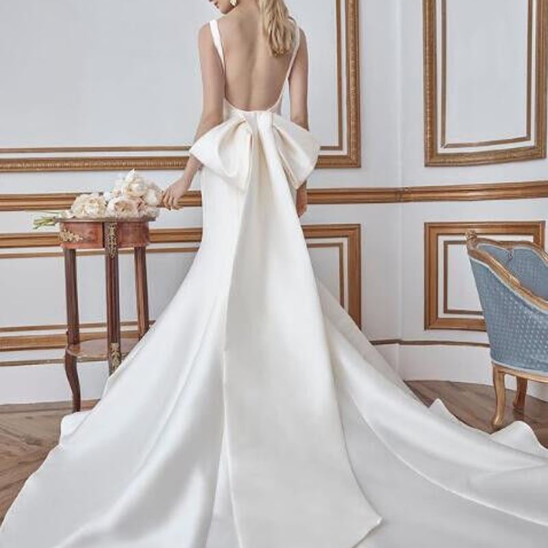 高品質！ウエディングドレス オフホワイト 光沢サテン 華やかな  