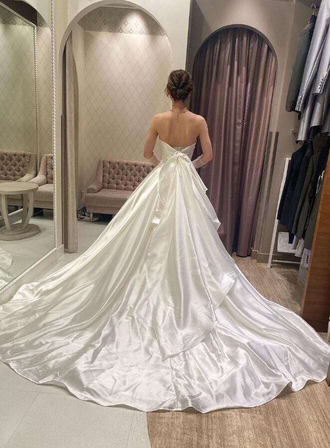 ストラップレス フリル ウェディングドレス ウエディングドレス 花嫁 大きいサイズ 結婚式 編み上げ 披露宴