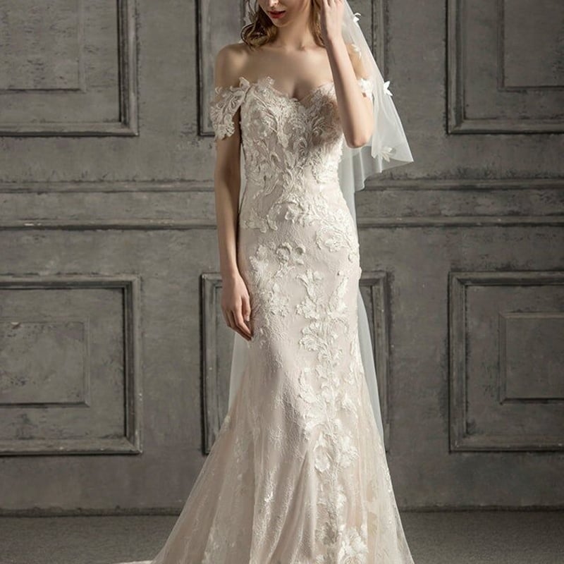 高品質！オフショル ウエディングドレス オフホワイト 3D立体レース  