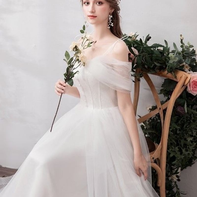 ☆とん☆　ホワイト Aライン ウェディングドレス　シルクオーガンジー WEDDING PHOTO♥︎ 【dress】A-02223 ow LANVINenBlue 【tuxedo