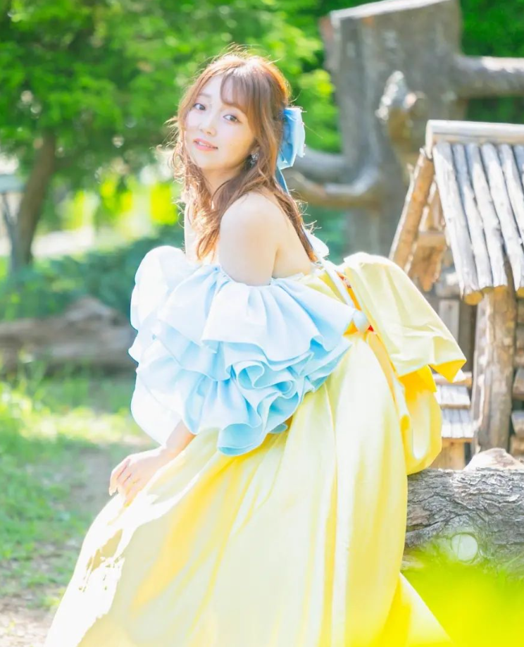 パーティードレス フリル袖 イエロー プリンセスライン ふっくら柔らか