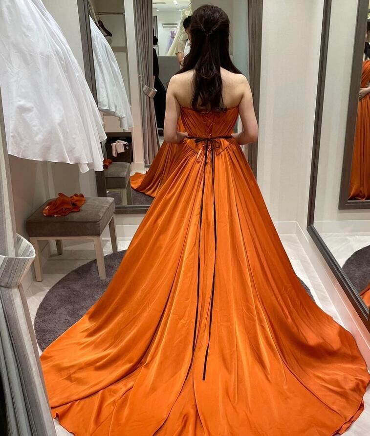 上品！ パーティードレス テラコッタ色 ベアトップ 編み上げ トレーン  