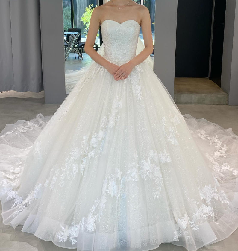 PREFERENCE PARTY'Sフロッキー加工レースグリッター編み上げドレス tm1673-1_pgy_01_900x.jpg?v=
