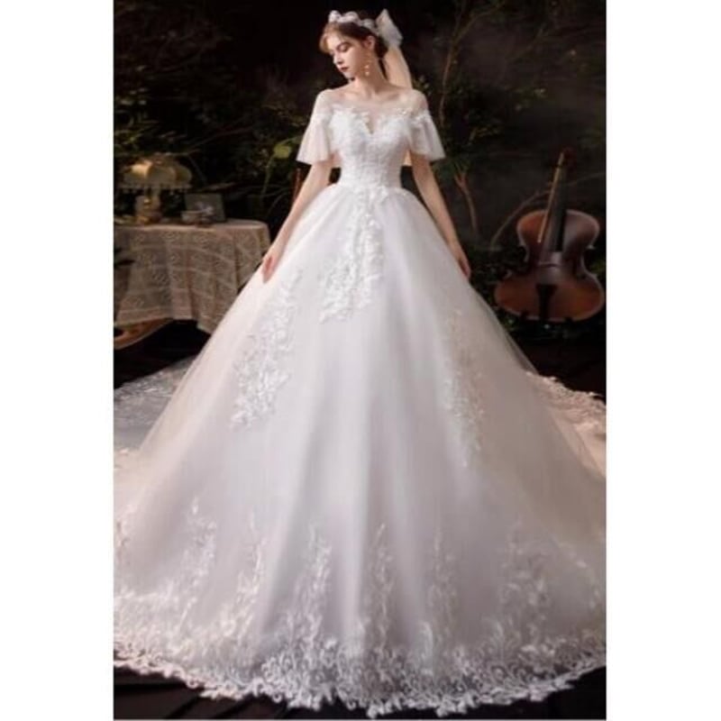 大人気上昇ウエディングドレス ホワイト 3D立体レース刺繍 華やかな  