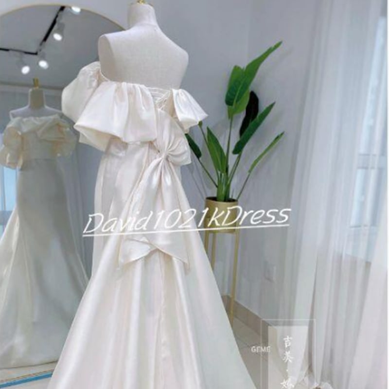 トレンドのオフショルダー ウェディングドレス ベアトップ お呼ばれ  