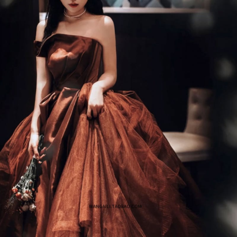 人気上昇！ カラードレス コーヒーの色 ベアトップ ビスチェ 前撮り  