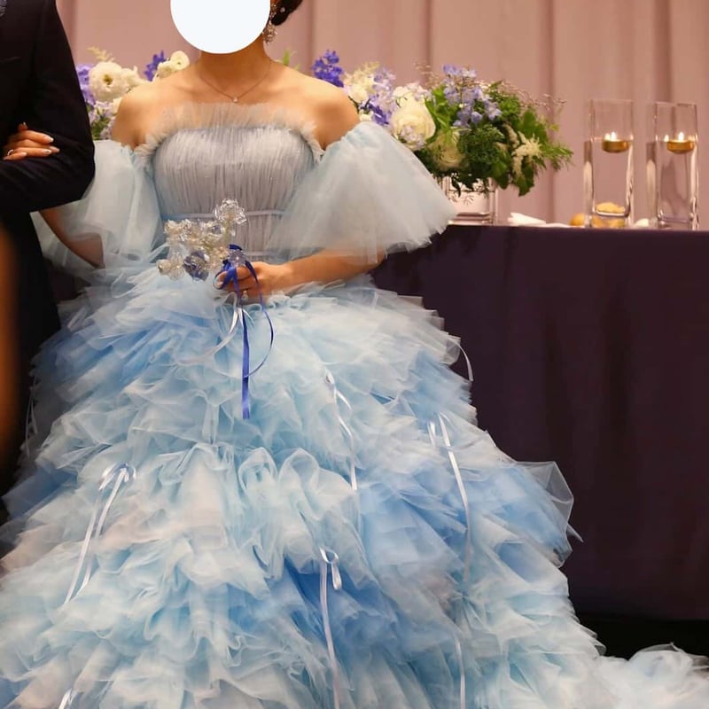 実例写真！カラードレス グラデーションドレス 爽やかで優しいブルー