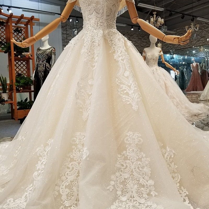 ウエディングドレス レース ハンドビーディング プリンセスライン オフ  