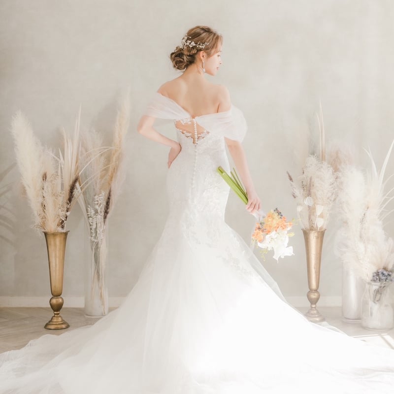 ウェディングドレス オフショル チュール(リボン、ヴェール付き) 楽天市場】ウェディングドレス プリンセス☆B153☆Vネックオフ