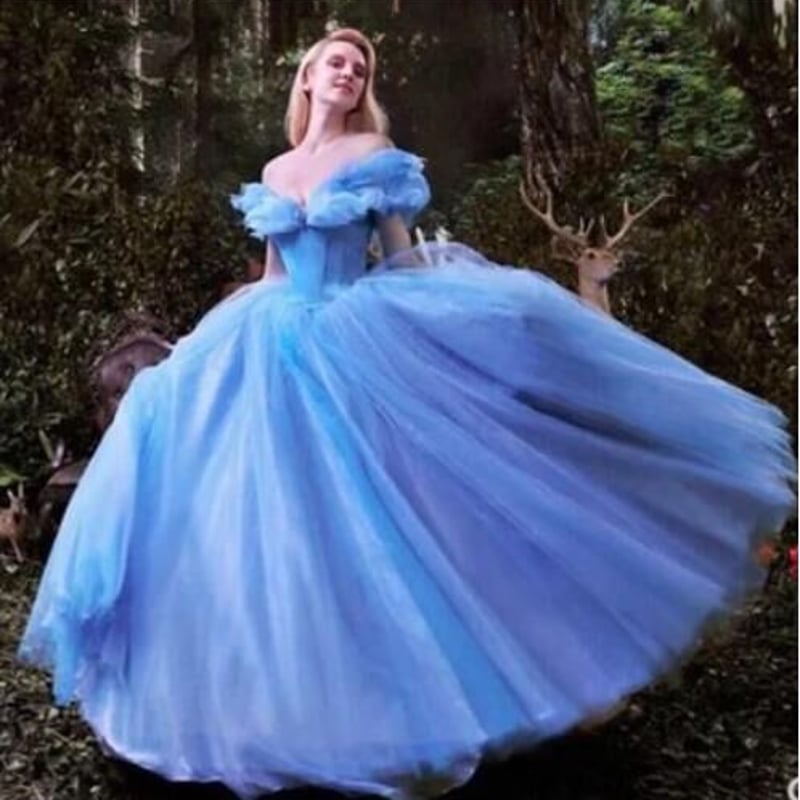 シンデレラ コスプレ衣装 水色 シンデレラ コスプレ衣装 水色 ロングドレス 手袋付き - メルカリ