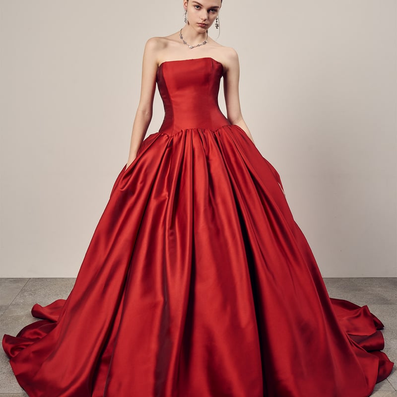 美品　カラードレス　ウェディング オフショルダー ボルドー カラードレス ボルドー色 オフショルダー デザイン感 光沢サテン