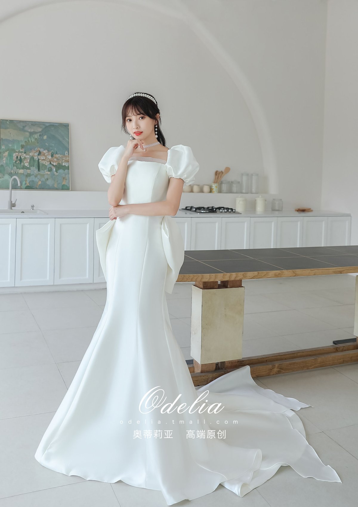 高品質！ウエディングドレス アイボリー 光沢サテン マーメイドライン  