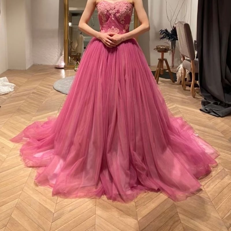 カラードレス ビビッドピンク 3D立体レース刺繍 ベアトップ チュール  