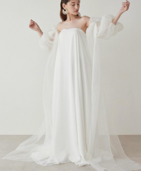 ウェディングドレス ファスナー 七分袖丈 優雅なシルエット デザイン感  