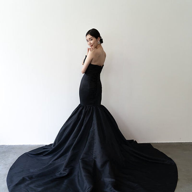 パーティードレス ブラック ベアトップ 華やかなトレーン マーメイド  