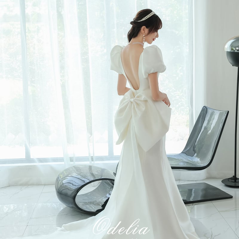 高品質！ウエディングドレス アイボリー 光沢サテン マーメイドライン  