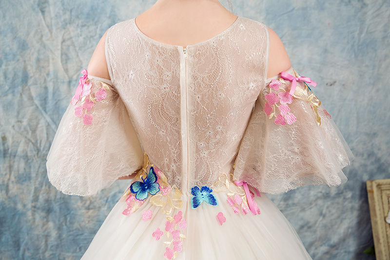高級刺繍 カラードレス ウエディングドレス トレーン 花嫁ドレス 高級刺繍 カラードレス ウエディングドレス トレーン 花嫁ドレス