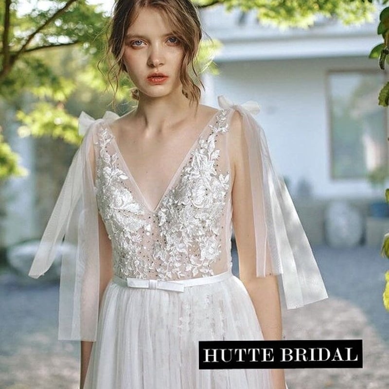 チュール ウェディングドレス Vネック レース 背中Vカット ビンテージ