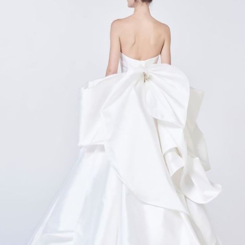 高品質！ ウエディングドレス ホワイト 高級イタリアサテン Aライン