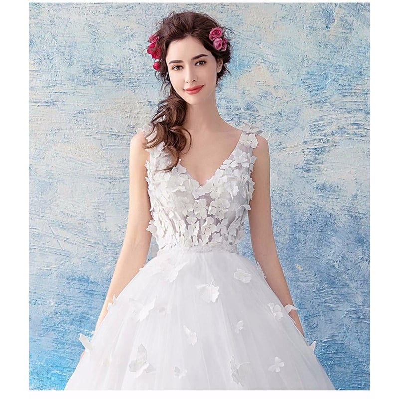 花付け 蝶 ホワイト 刺繍 ロング丈 豪華 袖あり 演出服 結婚式ドレス 