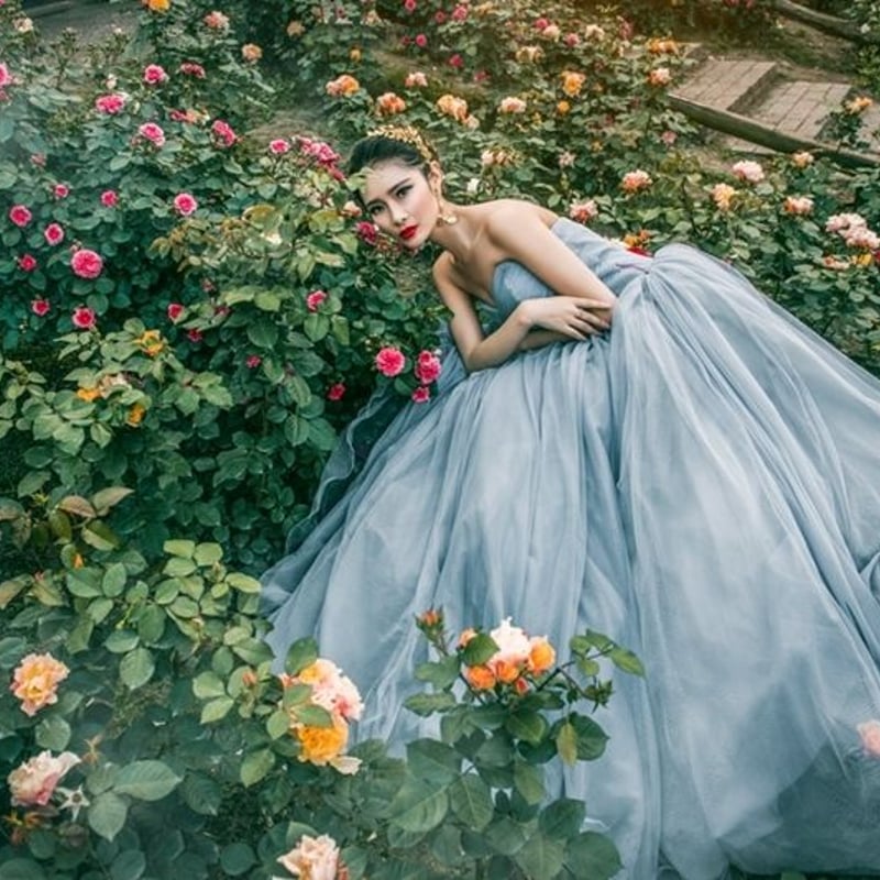 カラードレス グレー ベアトップ フレアスカート ソフトチュール