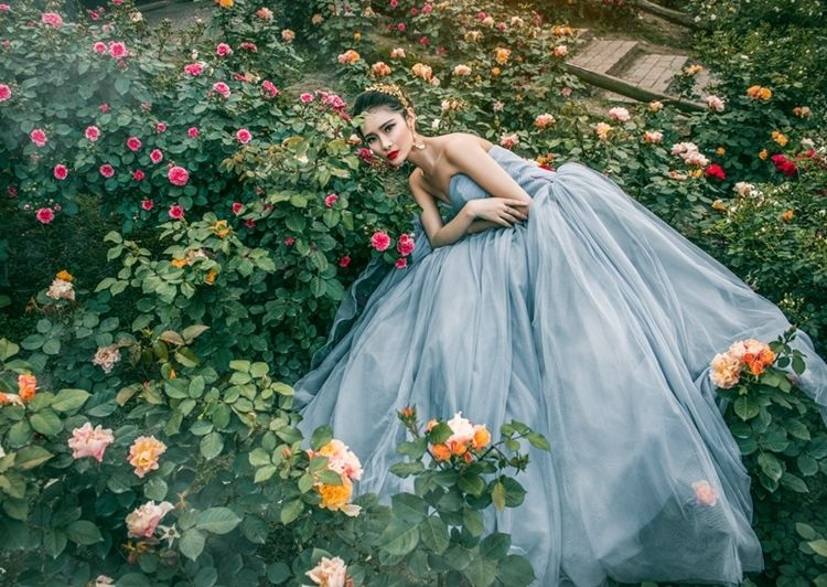 カラードレス グレー ベアトップ フレアスカート ソフトチュール