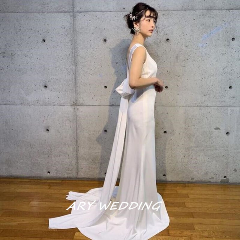 【ウェディングドレス】ウェディング　背中見せ　前撮り 結婚式 韓国　ホワイト 大人気上昇 ウエディングドレス前撮り ホワイト背中見せ