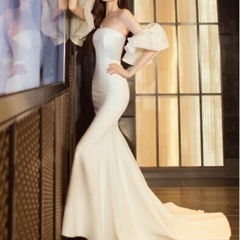 美品！パーティードレス ホワイト ベアトップ マーメイドライン 優雅な  